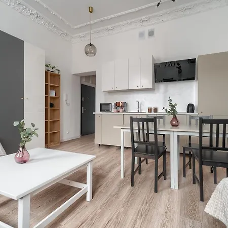 Kamienica Centrum Nr 12 Apartman *